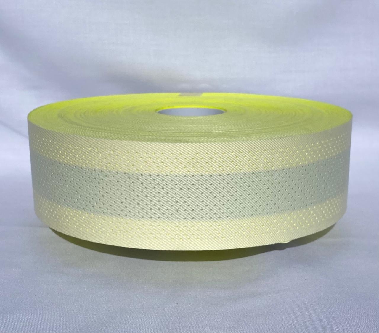 Cinta Reflectiva Amarillo-Gris Antiflama FR Perforada - Image 2