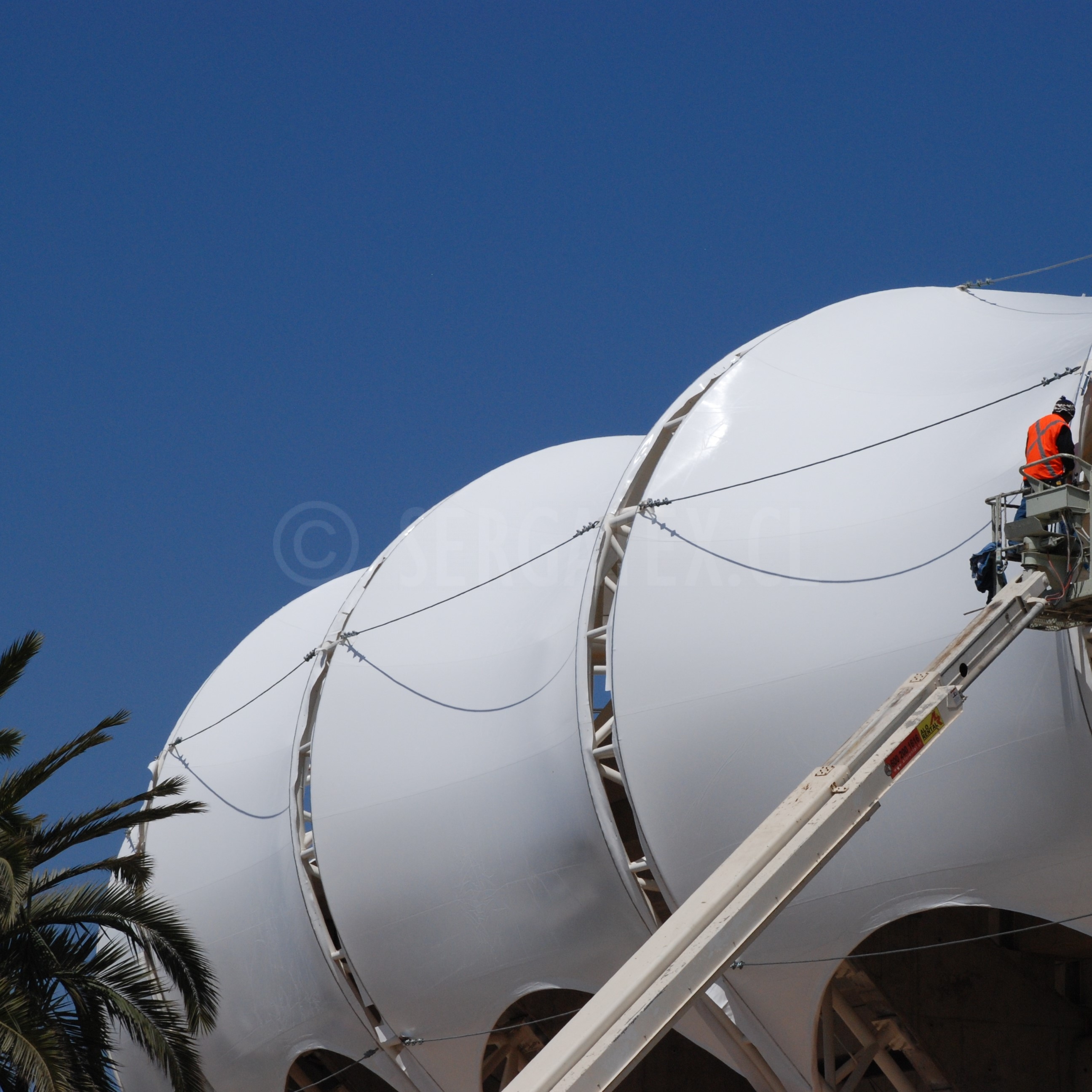 Lona Verseidag® TXA-900F Arquitectura Tipo II PVDF